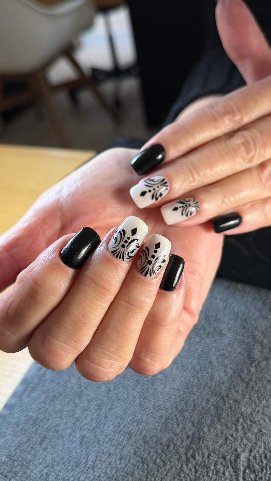 Treball de manicura Gretty